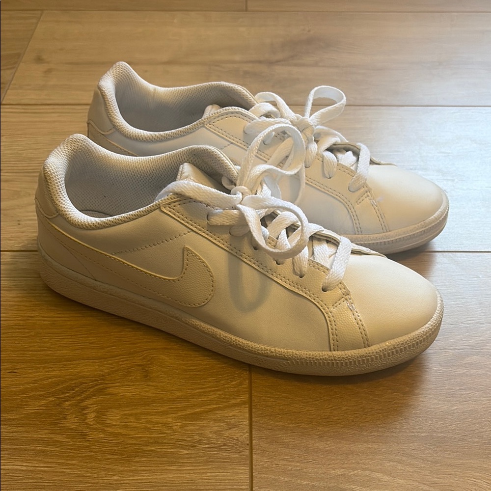 Women’s Nike Court Majestic White/White Sneakers